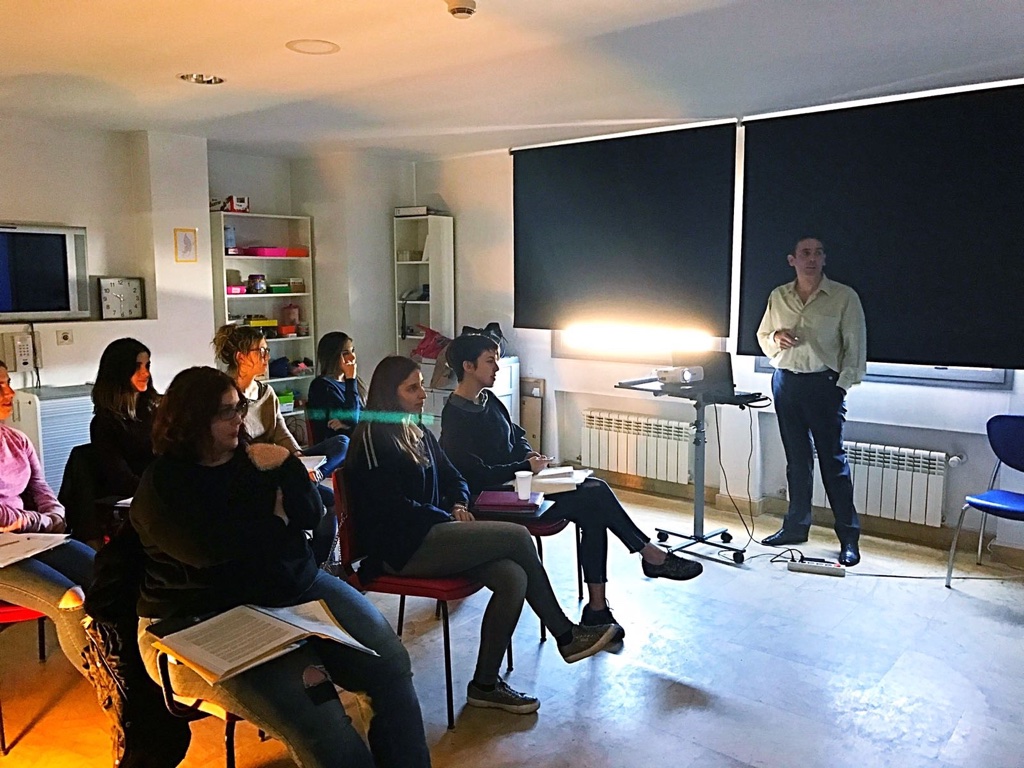 Evaluación e Intervención neuropsicológica en Master de Logopedia en DCA Clinica San Vicente